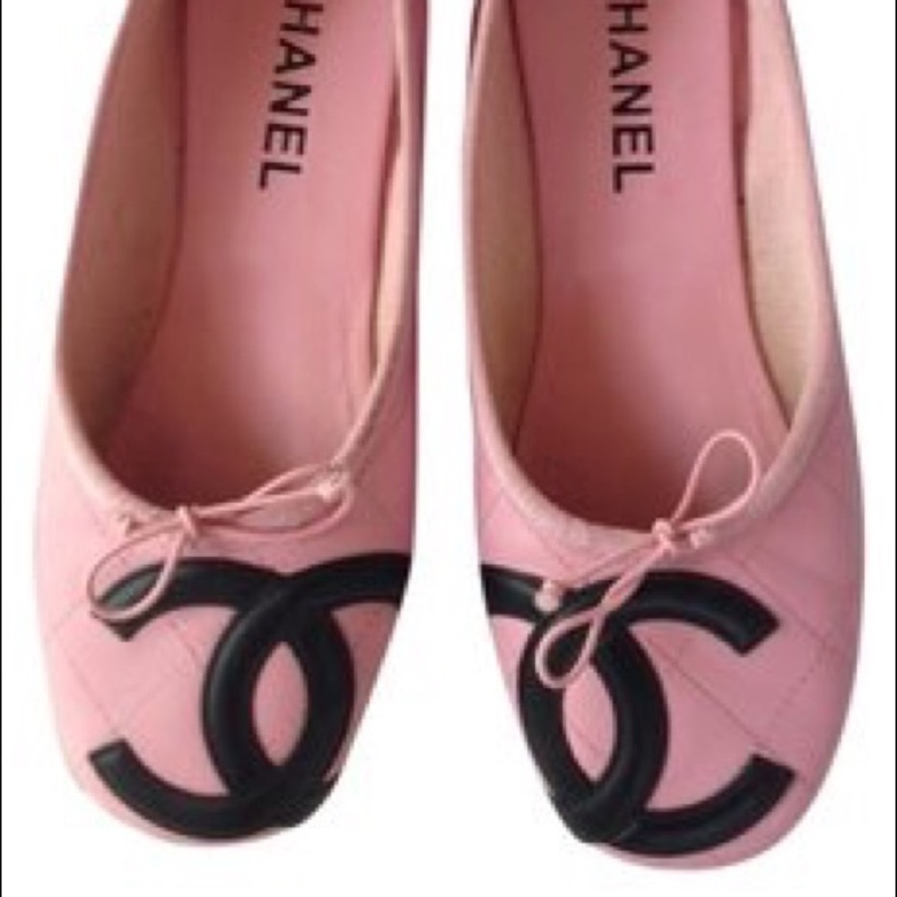 EUC Chanel Cambon Ballet Flats